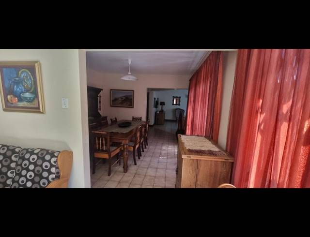 4 BEDROOM HOUSE FOR SALE IN ARCADIA